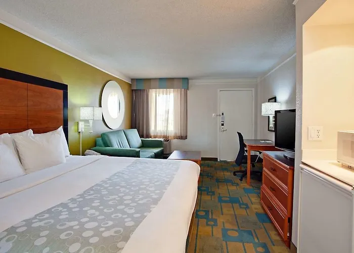 Travelodge By Wyndham North