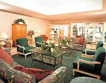 Travelodge By Wyndham North
