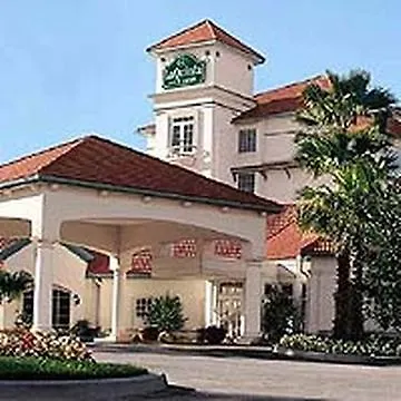 Travelodge By Wyndham North Hotel 3*