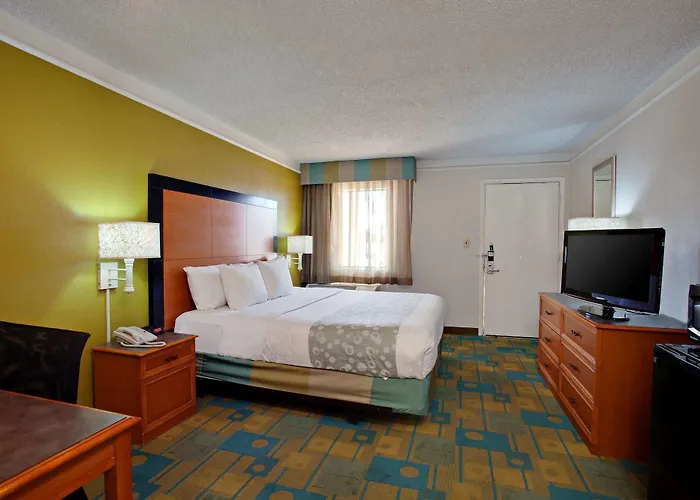Travelodge By Wyndham North Hotel Phoenix
