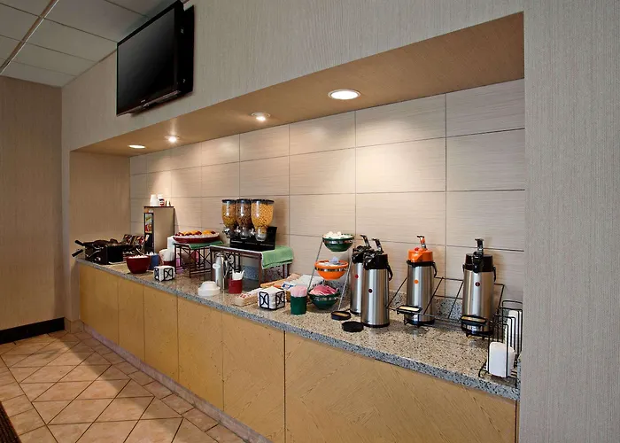 Hotel Travelodge By Wyndham North Phoenix