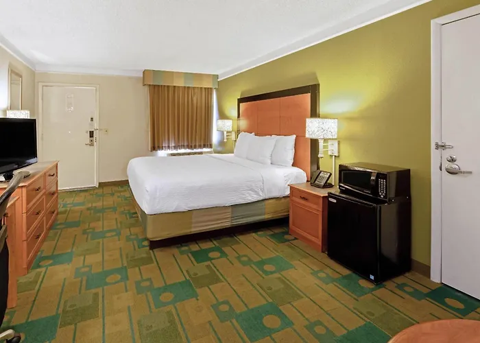 Hotel Travelodge By Wyndham North