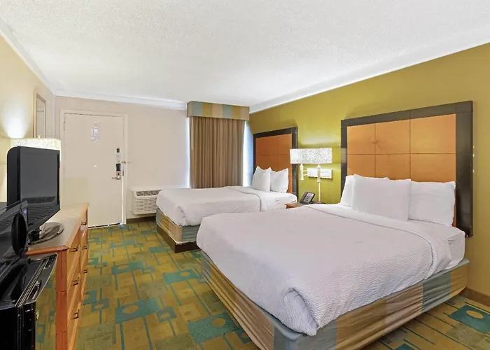 Hotel Travelodge By Wyndham North Phoenix