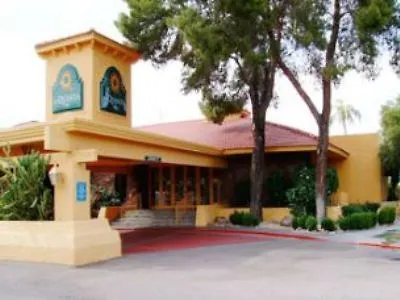 Hotel Travelodge By Wyndham North Phoenix