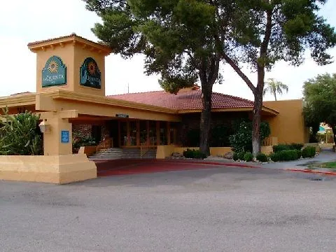 Hotel Travelodge By Wyndham North 3*